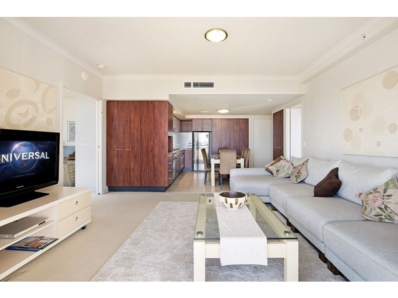 23 Ferny Avenue, Surfers Paradise QLD 4217
