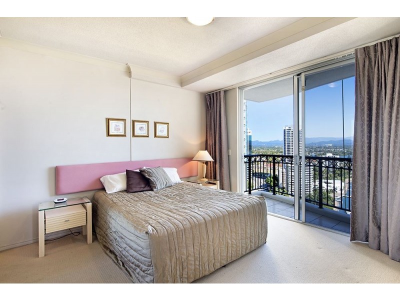 23 Ferny Avenue, Surfers Paradise QLD 4217
