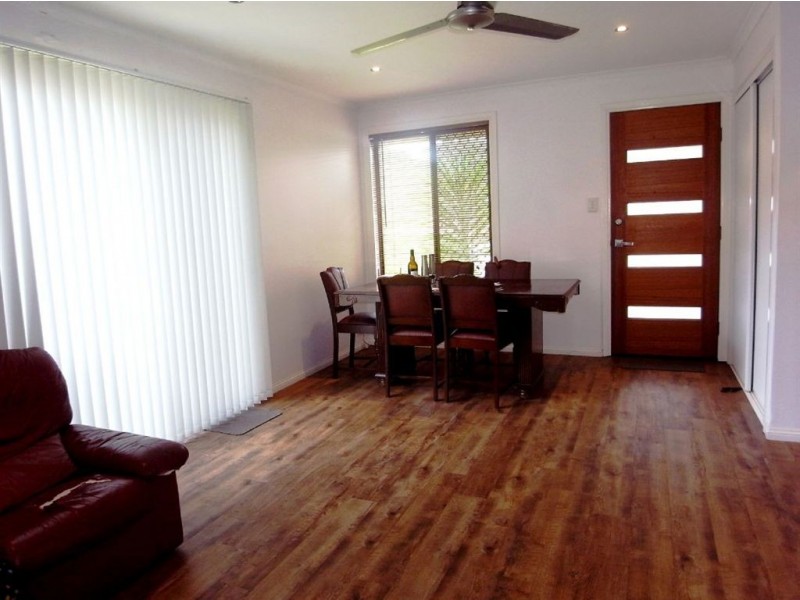 1/4 Dalton Street, Southport QLD 4215