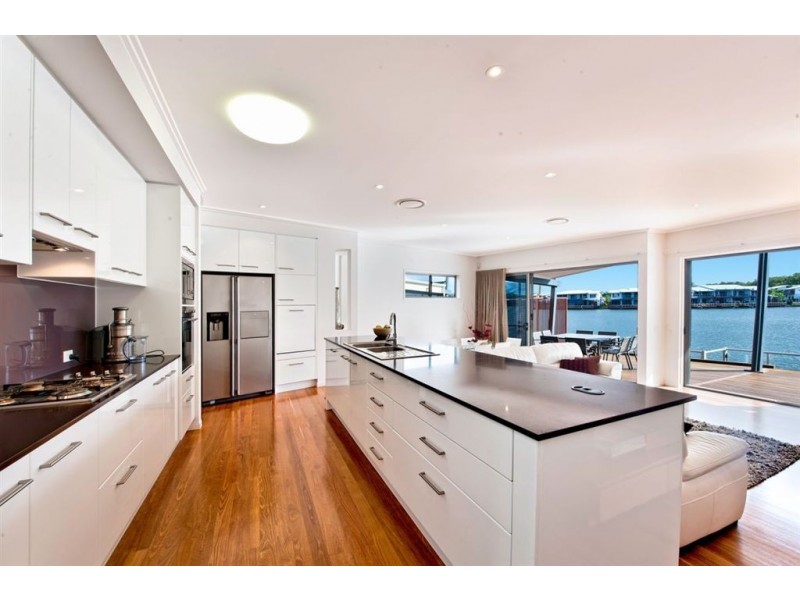 40/1 Manacor Place, Coombabah QLD 4216