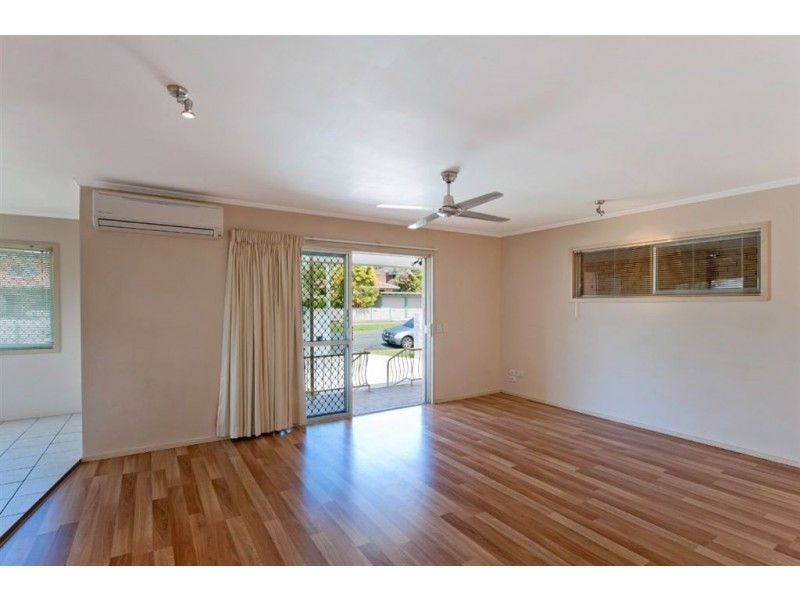 20 Clifton Street, Biggera Waters QLD 4216