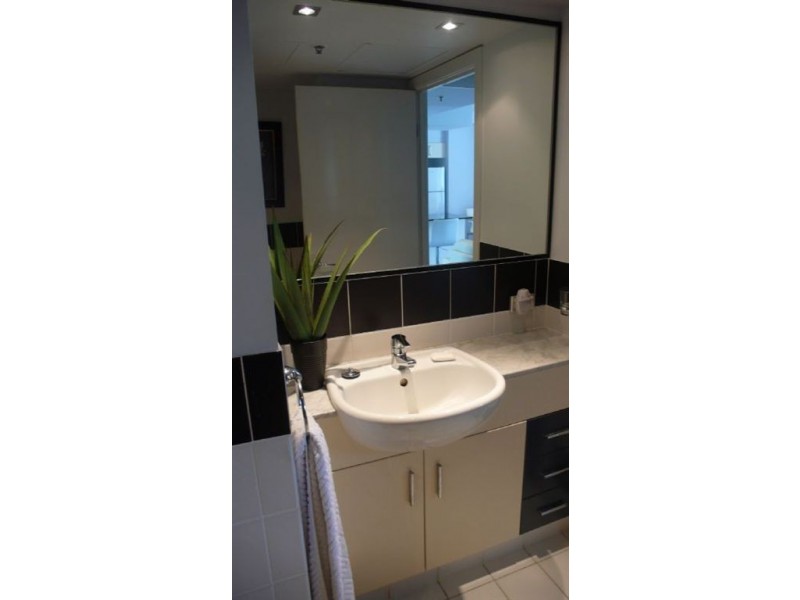 104/2865 Gold Coast Highway, Surfers Paradise QLD 4217