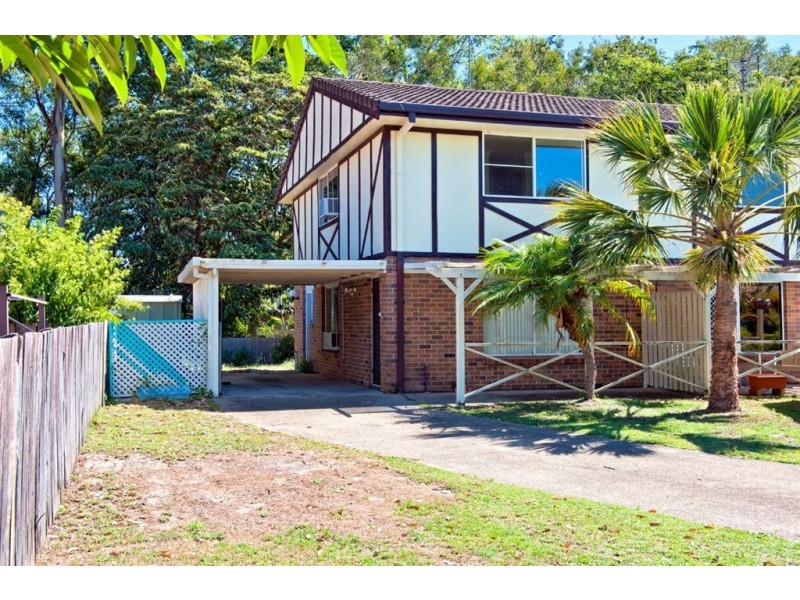 1/17 Eurimbula Court, Paradise Point QLD 4216