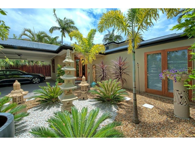 43 Broadwater Street, Runaway Bay QLD 4216