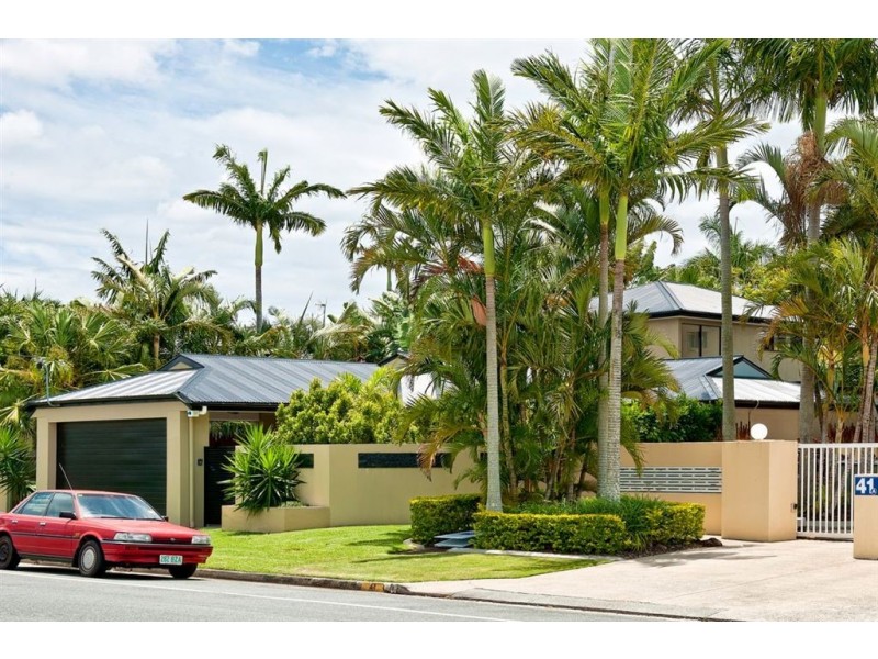 43 Broadwater Street, Runaway Bay QLD 4216
