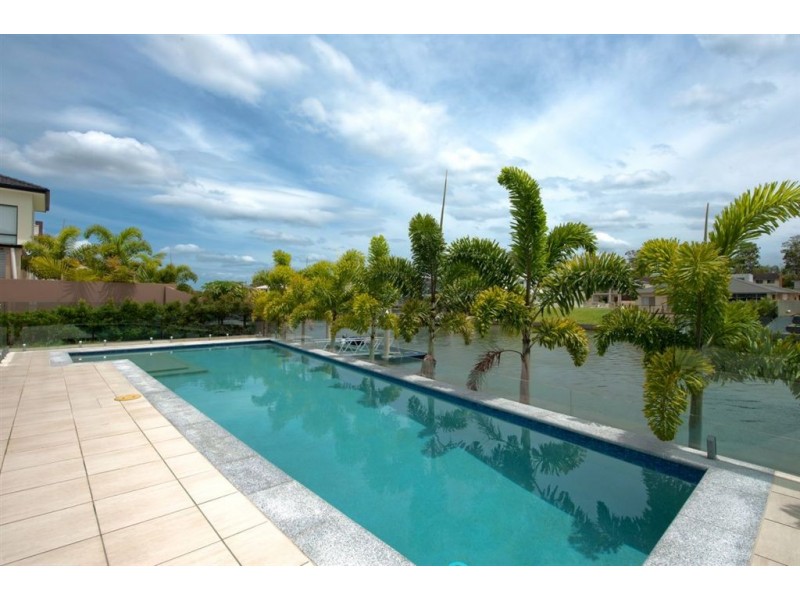 7 North Quay Drive, Biggera Waters QLD 4216