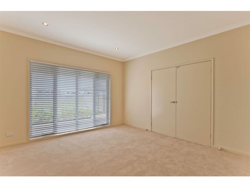 7 North Quay Drive, Biggera Waters QLD 4216