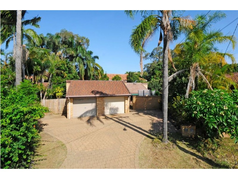 2/11 Esther Place, Surfers Paradise QLD 4217
