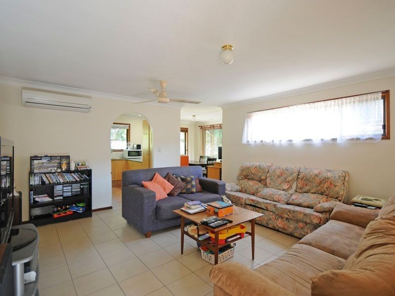 2/11 Esther Place, Surfers Paradise QLD 4217