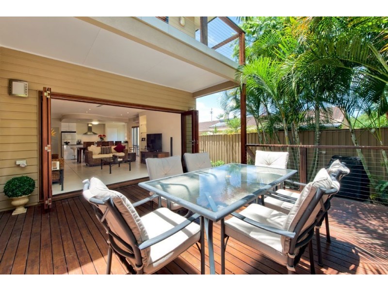 1/20 Rouen Avenue, Paradise Point QLD 4216
