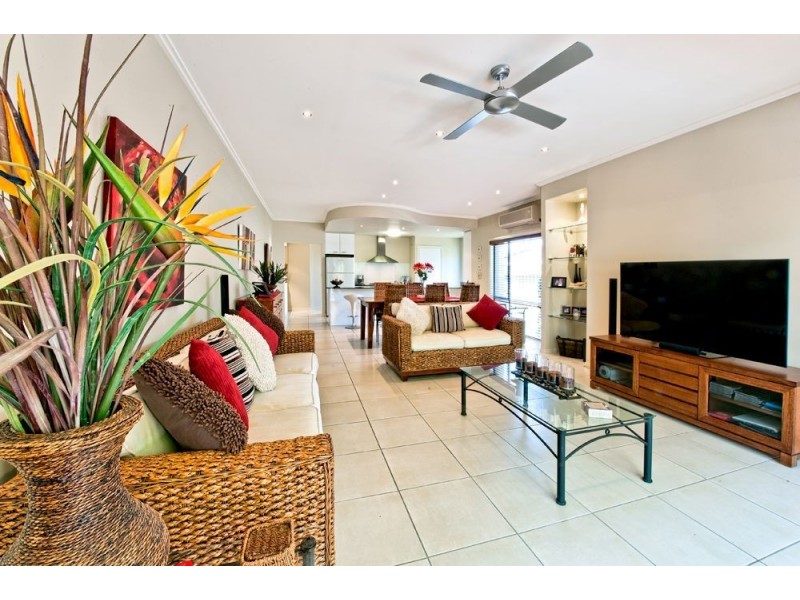 1/20 Rouen Avenue, Paradise Point QLD 4216