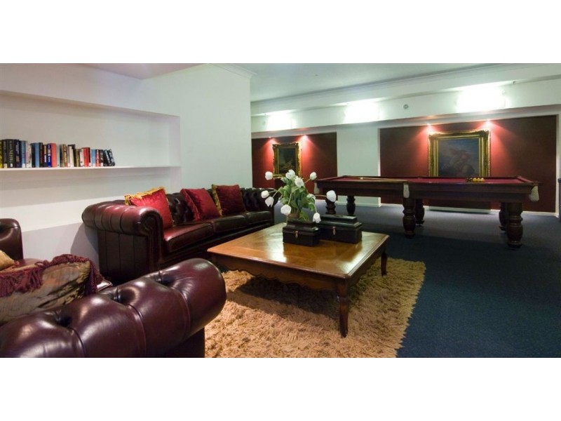 3I/510 Marine Parade, Biggera Waters QLD 4216