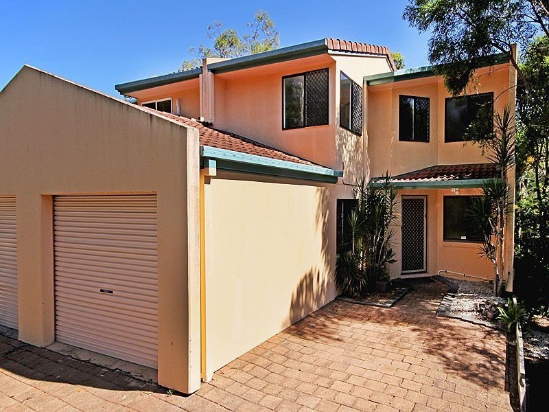 9/77 Government, Labrador QLD 4215