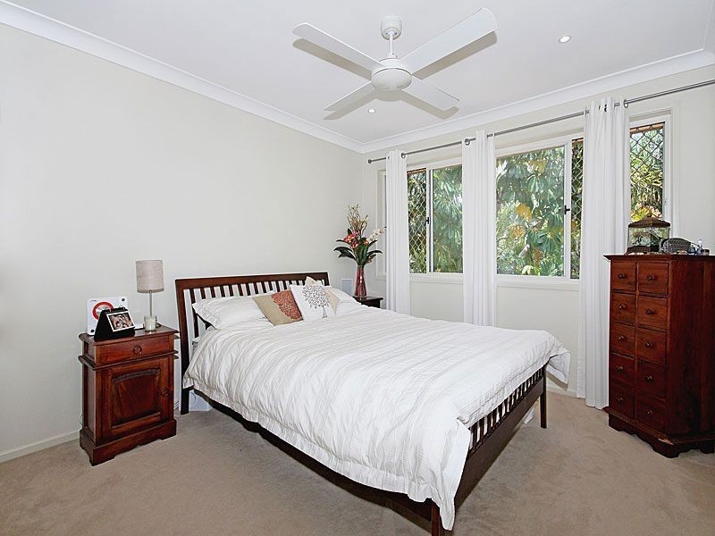 9/77 Government, Labrador QLD 4215