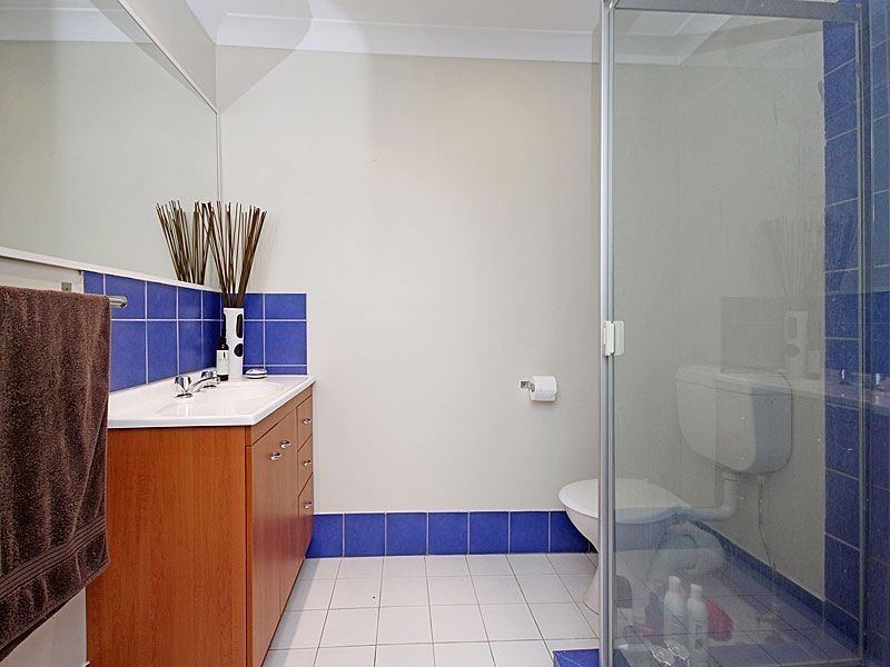 9/77 Government, Labrador QLD 4215