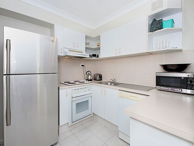 9/77 Government, Labrador QLD 4215