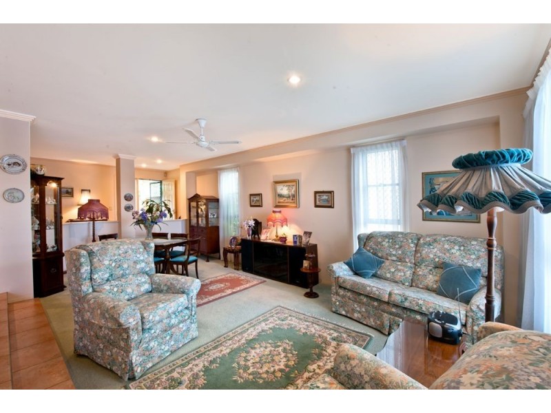 25/87-101 Morala Avenue, Runaway Bay QLD 4216