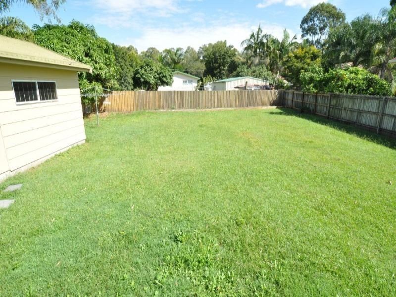 8 Coombe Avenue, Hope Island QLD 4212