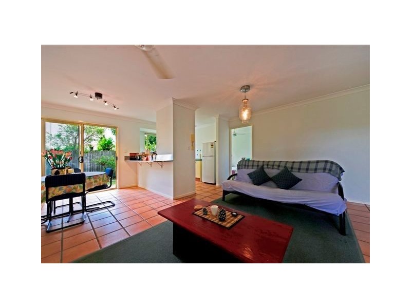 31/15 Monet Street, Coombabah QLD 4216