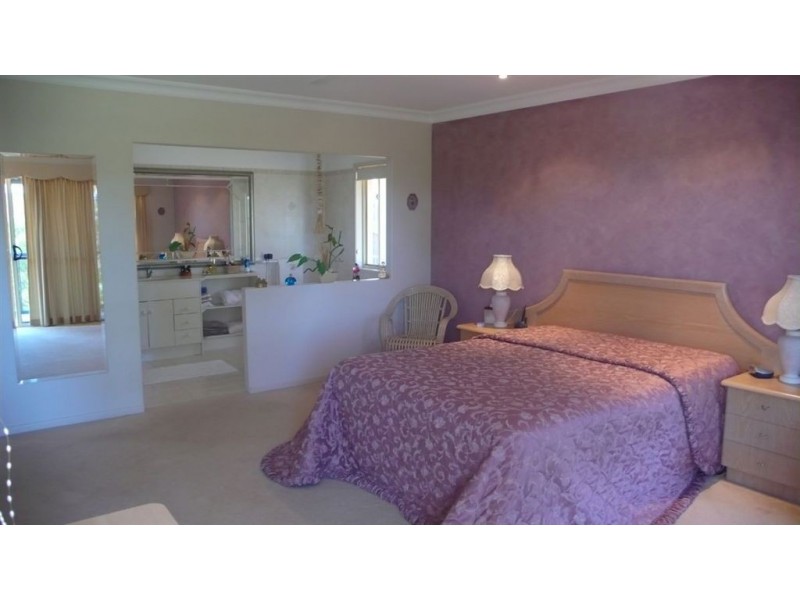 20 Tara Vista Boulevard, Highland Park QLD 4211