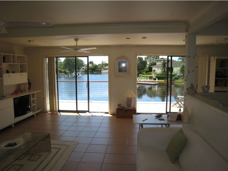 161 Campbell Street, Sorrento QLD 4217