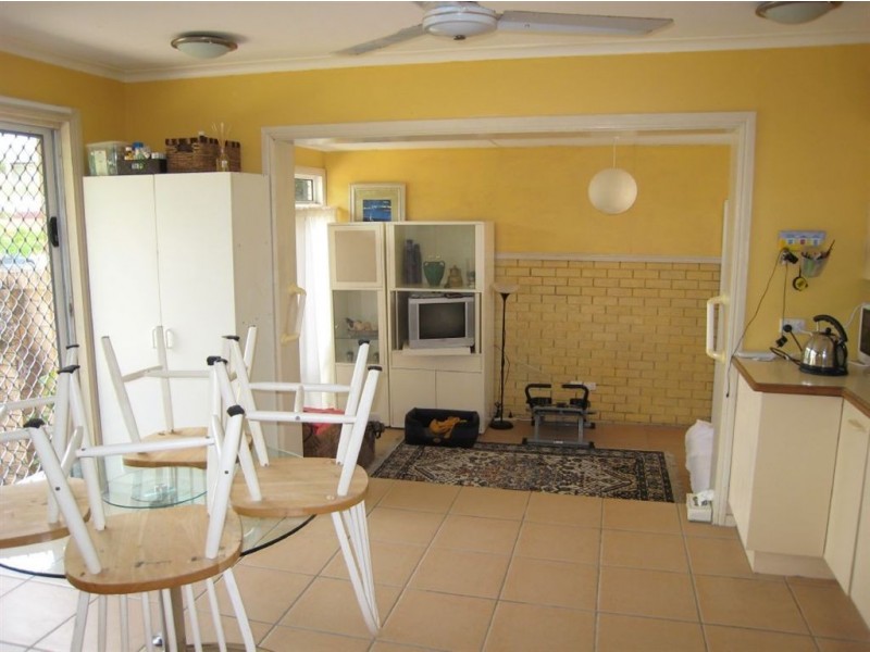 161 Campbell Street, Sorrento QLD 4217