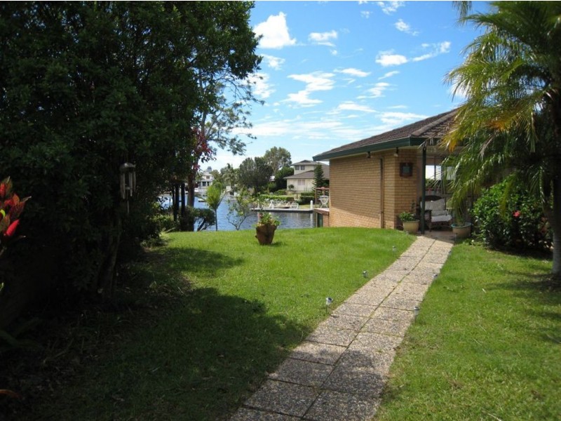 161 Campbell Street, Sorrento QLD 4217