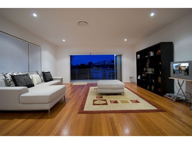 1/22 Eider Avenue, Paradise Point QLD 4216