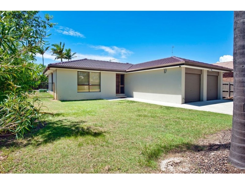 37 Sundown Drive, Paradise Point QLD 4216