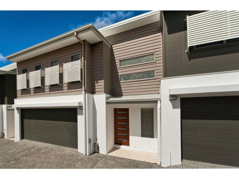 3/119 Eugaree Street, Southport QLD 4215