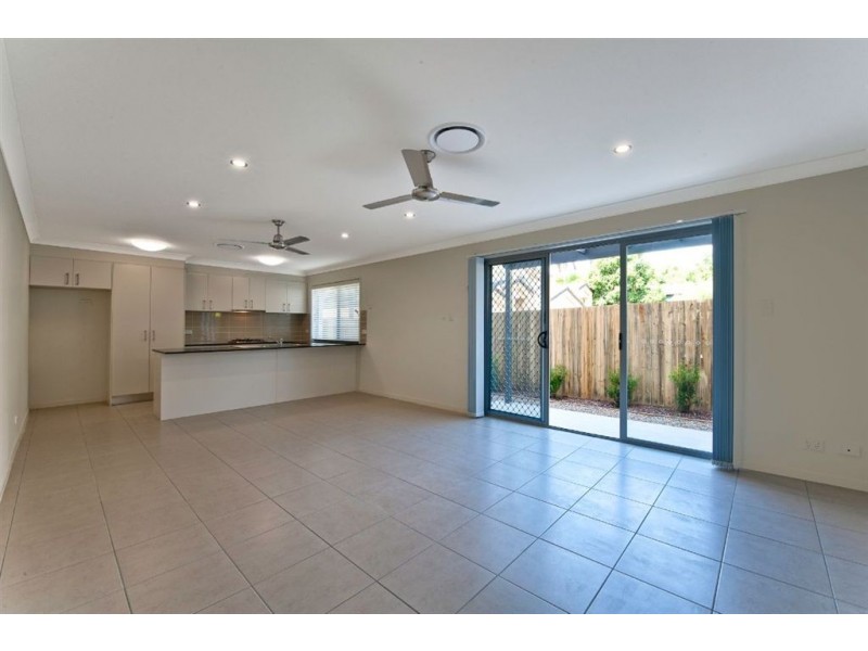 3/119 Eugaree Street, Southport QLD 4215