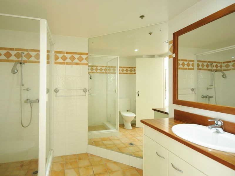2A/150 Esplanade, Surfers Paradise QLD 4217