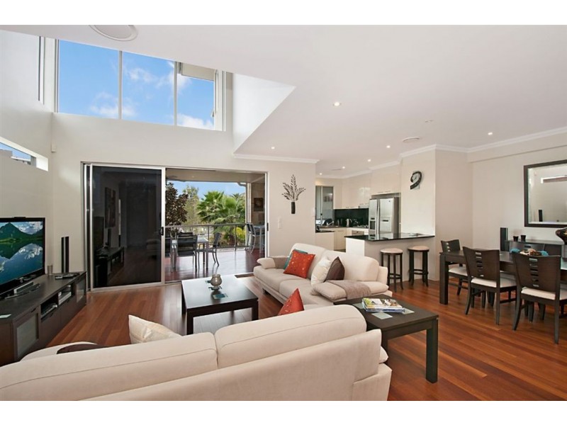 60 Nicklaus Court, Merrimac QLD 4226