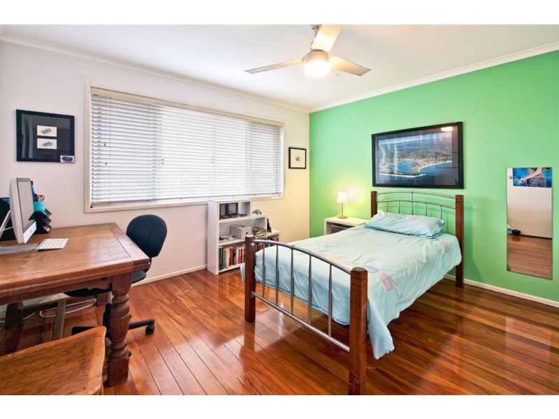 14 Muscovey Avenue, Paradise Point QLD 4216