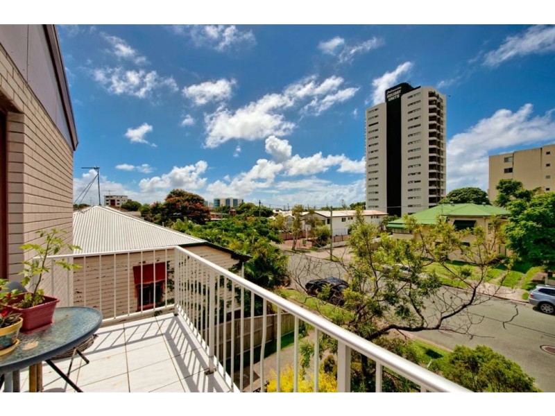 7/14 Norman Street, Southport QLD 4215