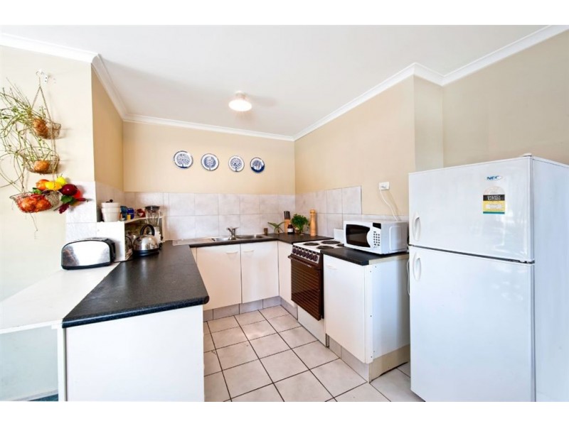 7/14 Norman Street, Southport QLD 4215
