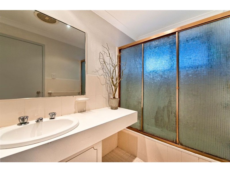 20 Kylie Street, Arundel QLD 4214