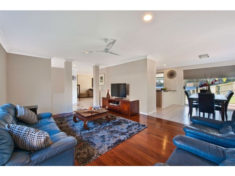 5 Lefroy Drive, Coombabah QLD 4216