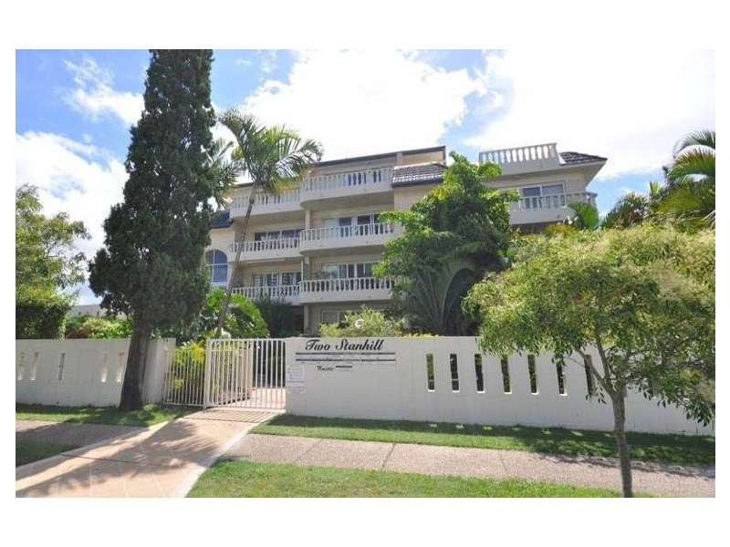 2/2 Stanhill Drive, Chevron Island QLD 4217