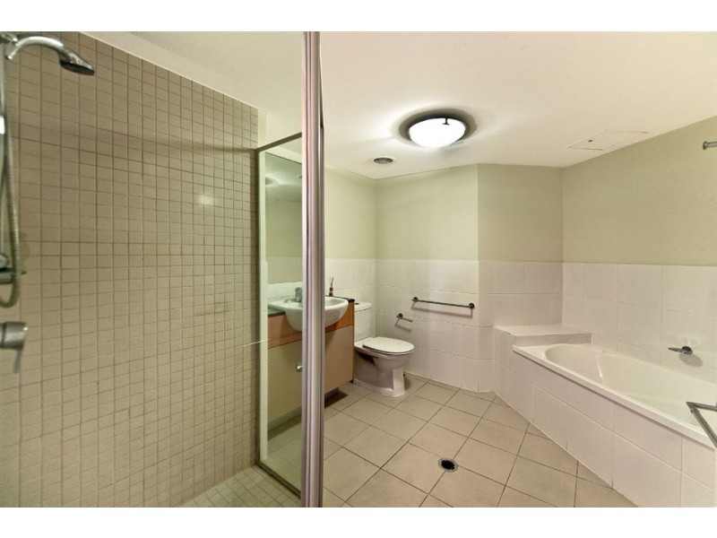 393/21 Cypress Avenue, Surfers Paradise QLD 4217