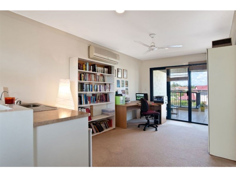 1/7 Shoveller Avenue, Paradise Point QLD 4216