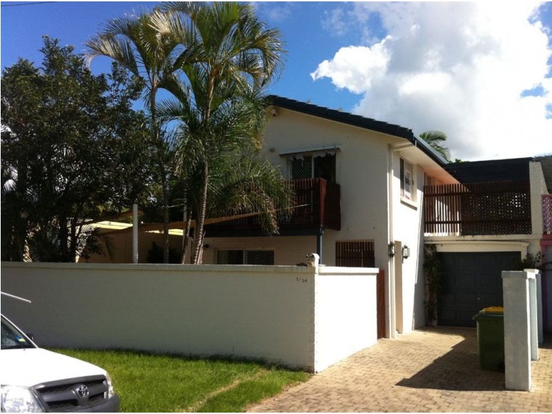 2/54 Darrambal Street, Surfers Paradise QLD 4217