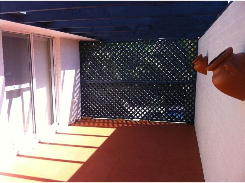 2/54 Darrambal Street, Surfers Paradise QLD 4217