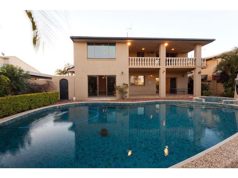 49 Sunrise Boulevard, Surfers Paradise QLD 4217