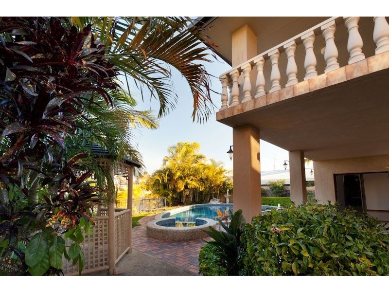 49 Sunrise Boulevard, Surfers Paradise QLD 4217