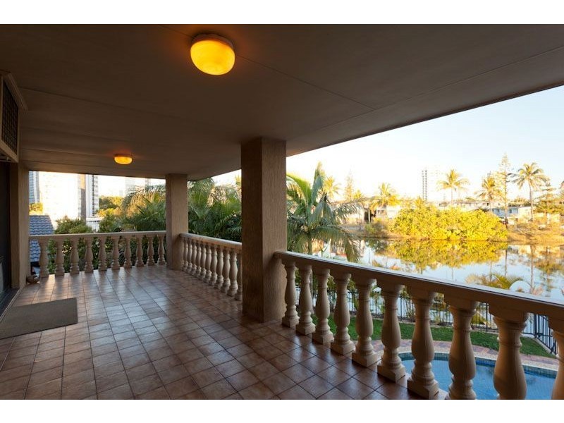 49 Sunrise Boulevard, Surfers Paradise QLD 4217