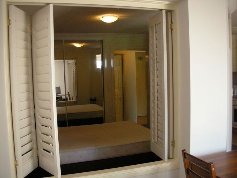 205/9 Beach Parade, Surfers Paradise QLD 4217