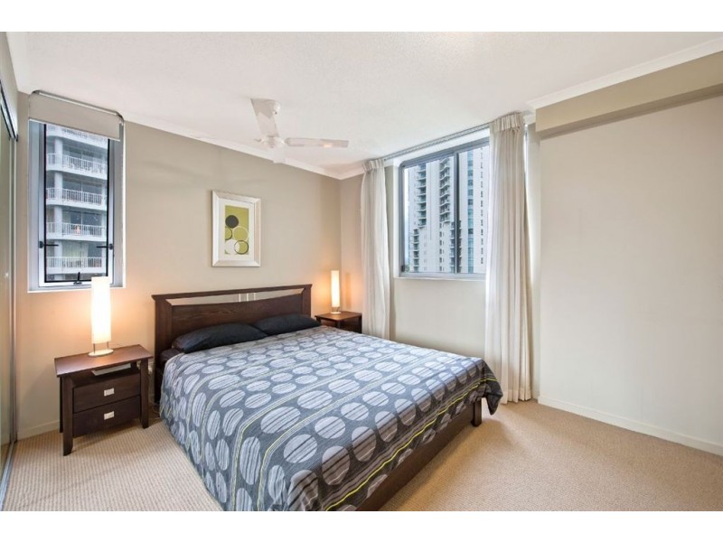 21 Cypress Avenue, Surfers Paradise QLD 4217