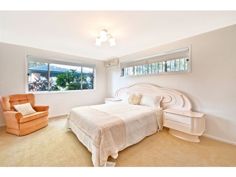 52 Columbus Drive, Hollywell QLD 4216