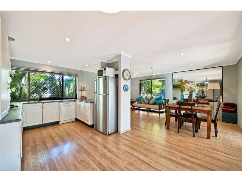 3 Ballard Place, Coombabah QLD 4216